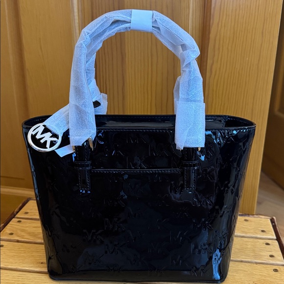 Michael Kors Shiny Black Small Tote Bag - Picture 2 of 3
